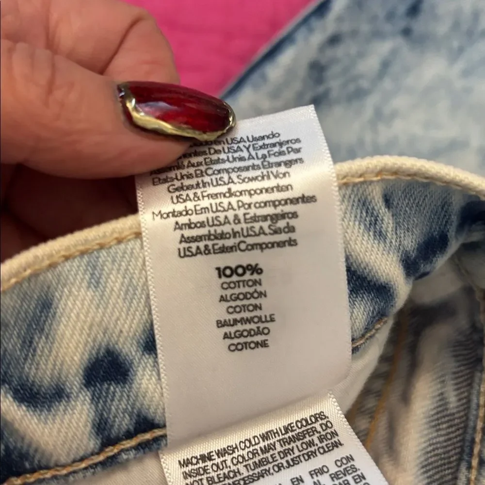Mother Women's High Rise Acid Wash Jeans, size 26